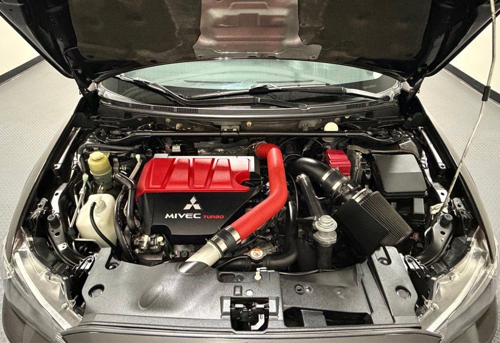 Used 2014 Mitsubishi Lancer Evolution GSR image 17