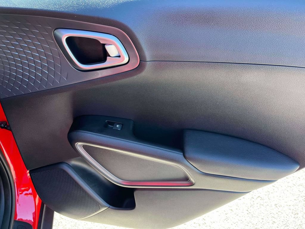 Used 2020 Kia Soul S FWD image 8