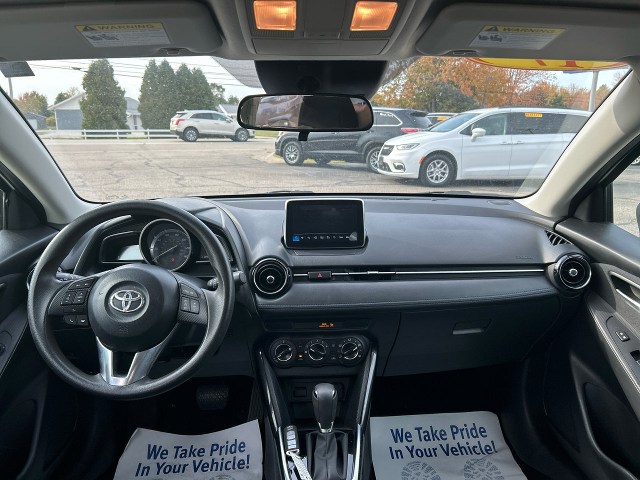 Used 2017 Toyota Yaris iA image 18