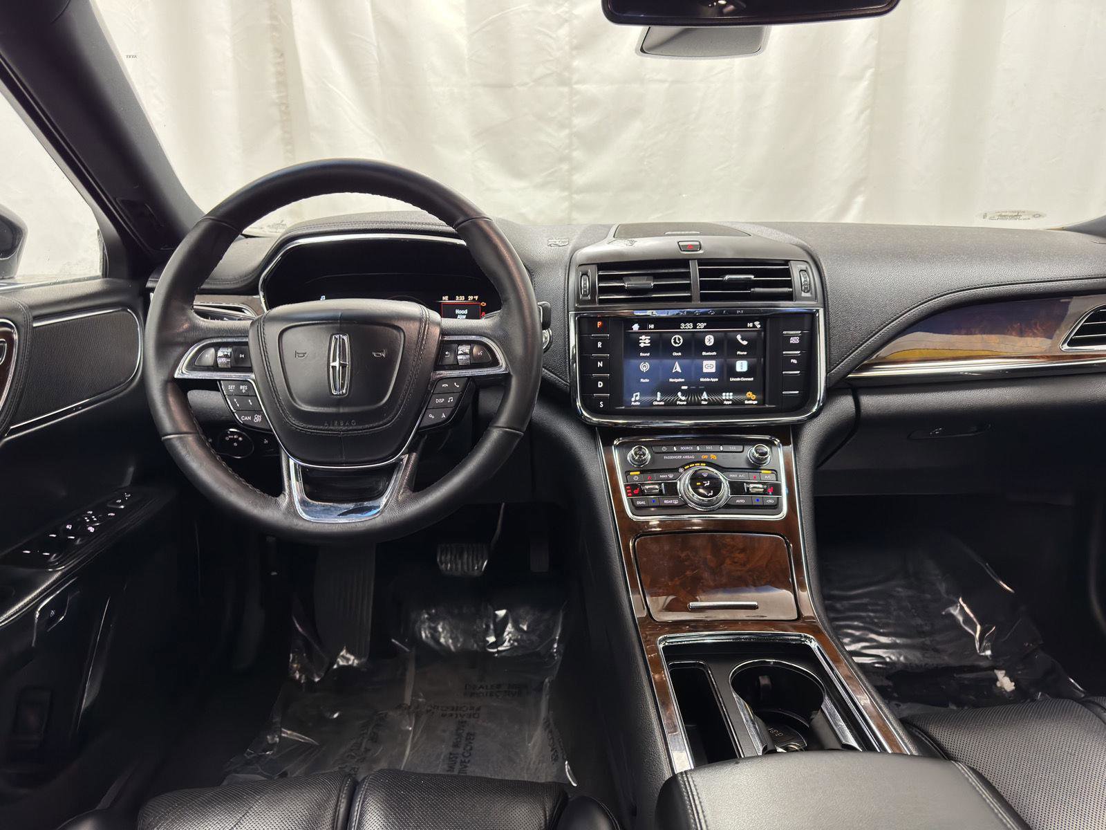 Used 2019 Lincoln Continental AWD w/ Equipment Group 500A image 25