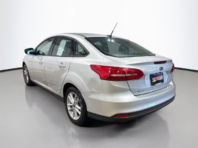 Used 2018 Ford Focus SE FWD image 6