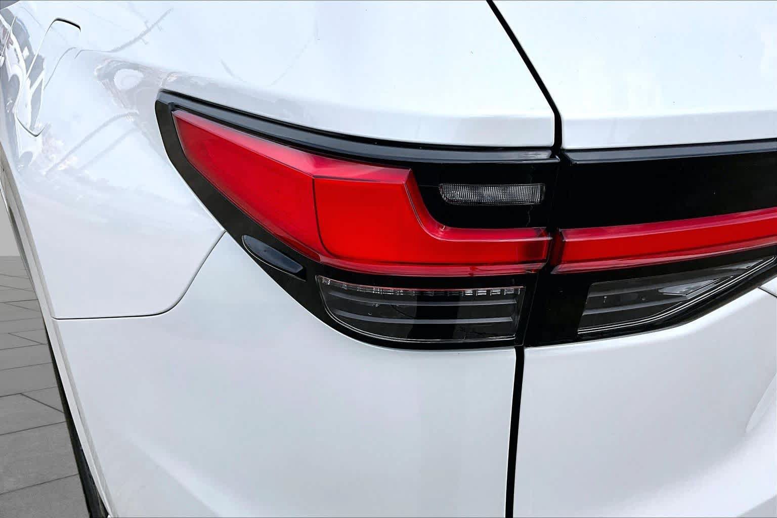 Used 2024 Lexus TX 350 FWD w/ Technology Package image 29