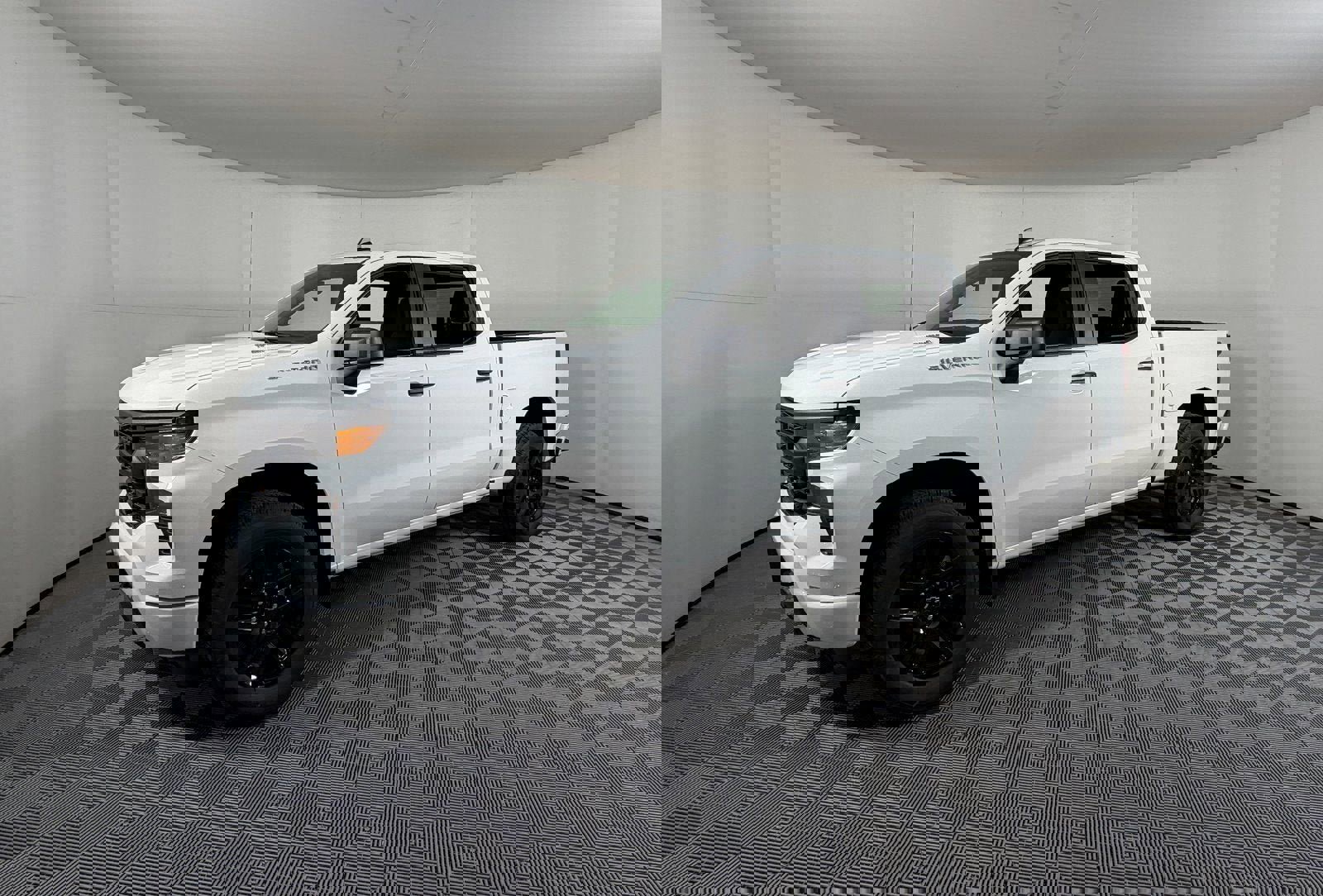 New 2026 Chevrolet Silverado 1500 Custom image 4