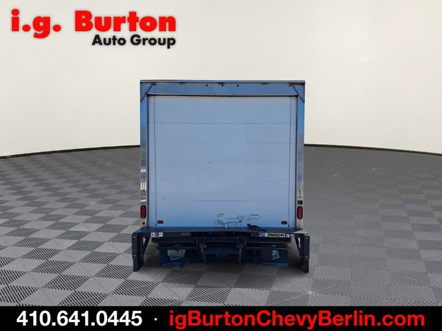 Used 2023 Ford E-350 and Econoline 350 Super Duty w/ Power Windows & Locks Group RWD image 5