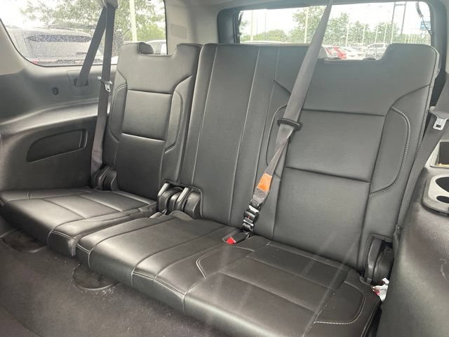 Used 2019 Chevrolet Suburban Premier AWD/4WD image 6