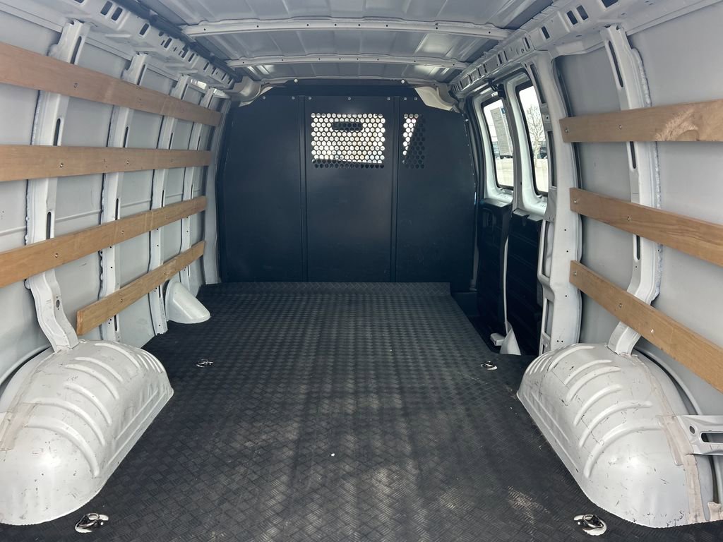 Certified 2024 Chevrolet Express 2500 w/ Driver Convenience Package image 18
