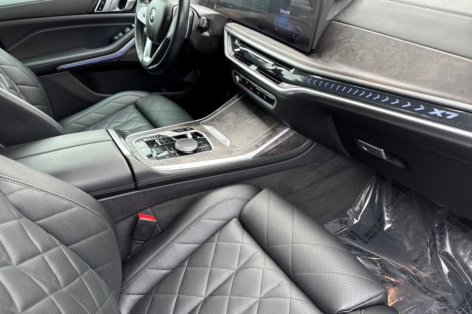 Used 2023 BMW X7 xDrive40i w/ Premium Package image 31