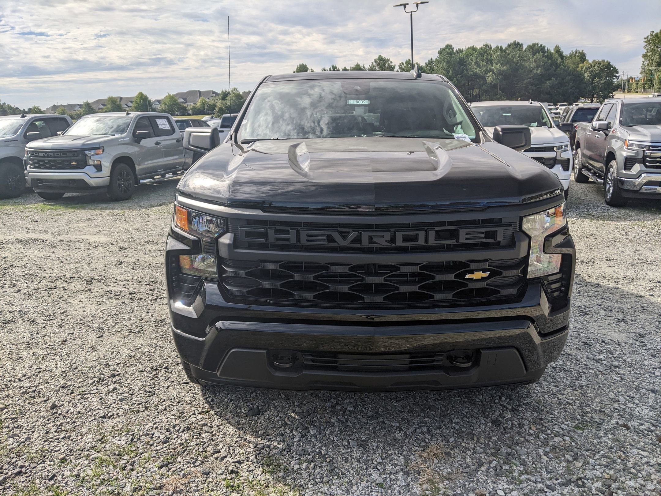 New 2026 Chevrolet Silverado 1500 Custom video 2