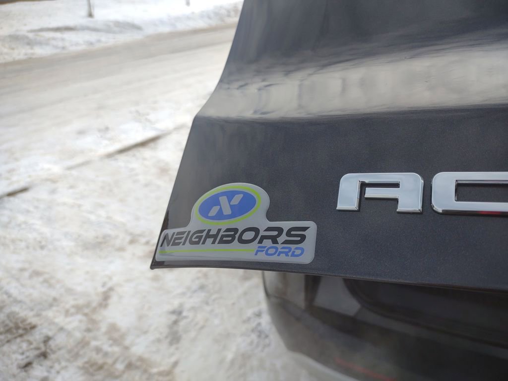 Used 2019 GMC Acadia SLT image 28