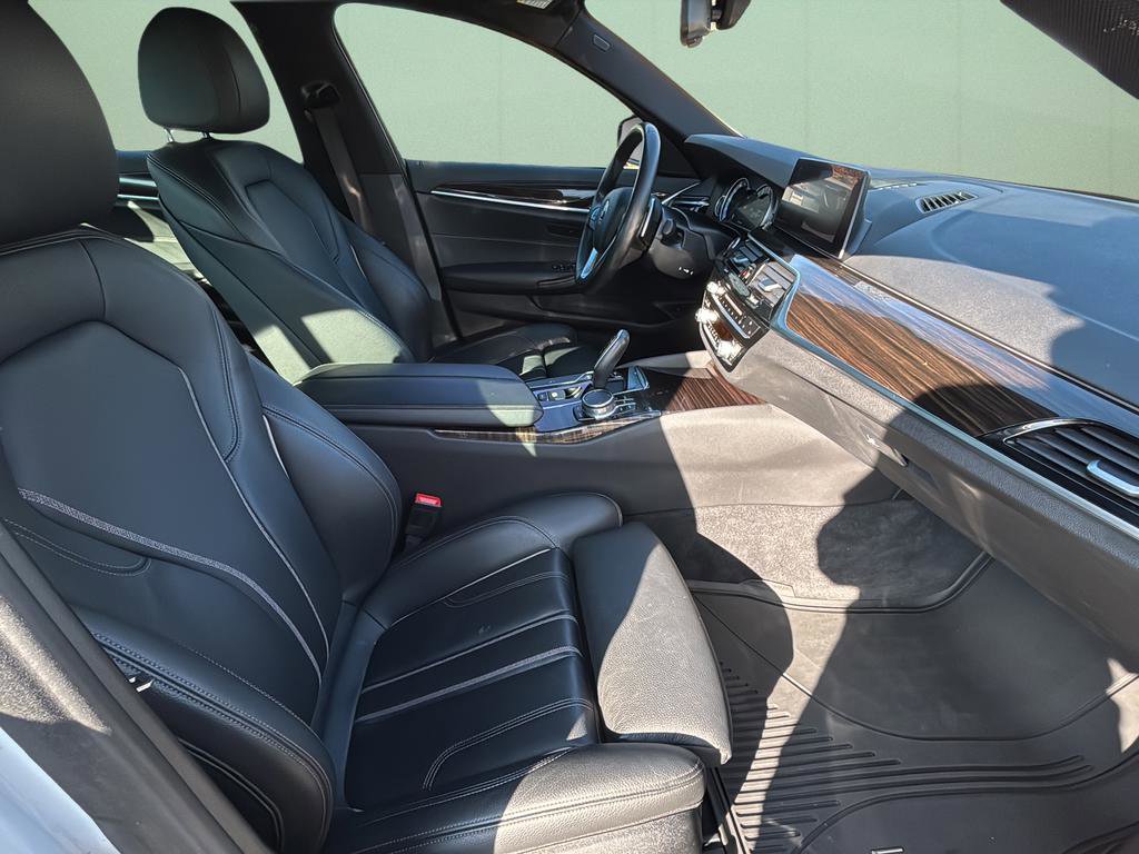Used 2019 BMW 530i w/ Convenience Package image 41