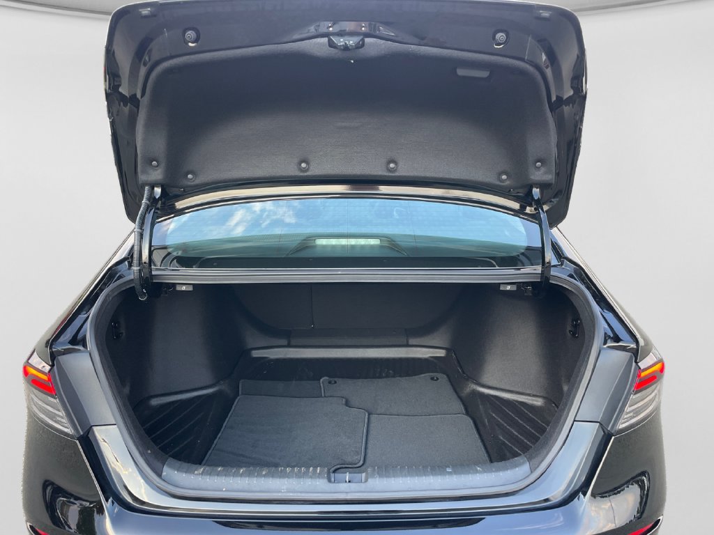 Used 2025 Honda Accord Touring image 15