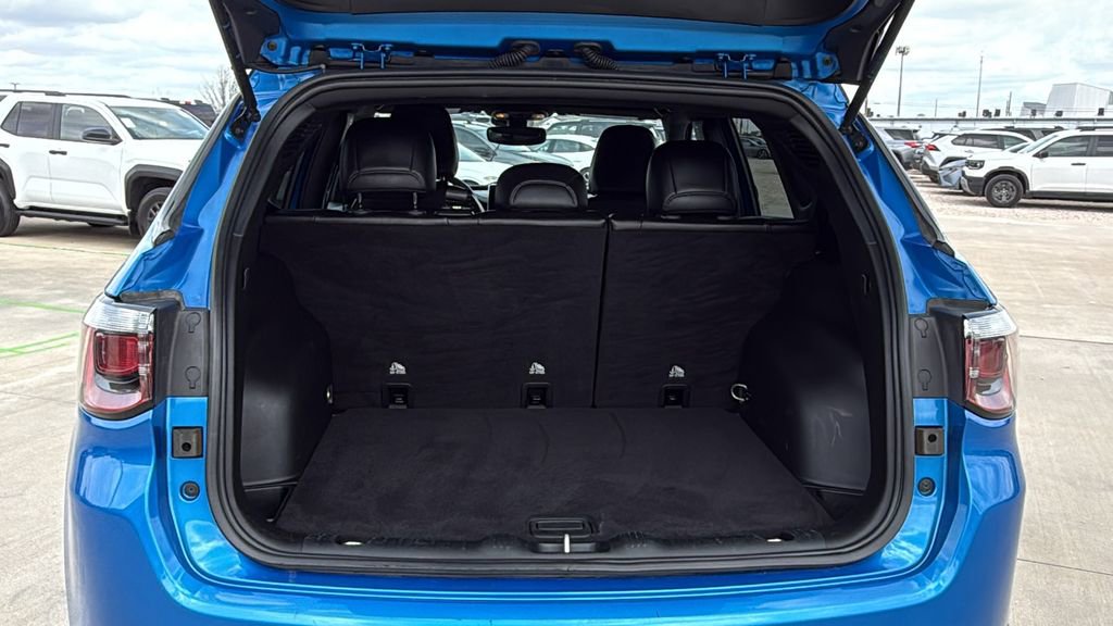 Used 2024 Jeep Compass Trailhawk image 24