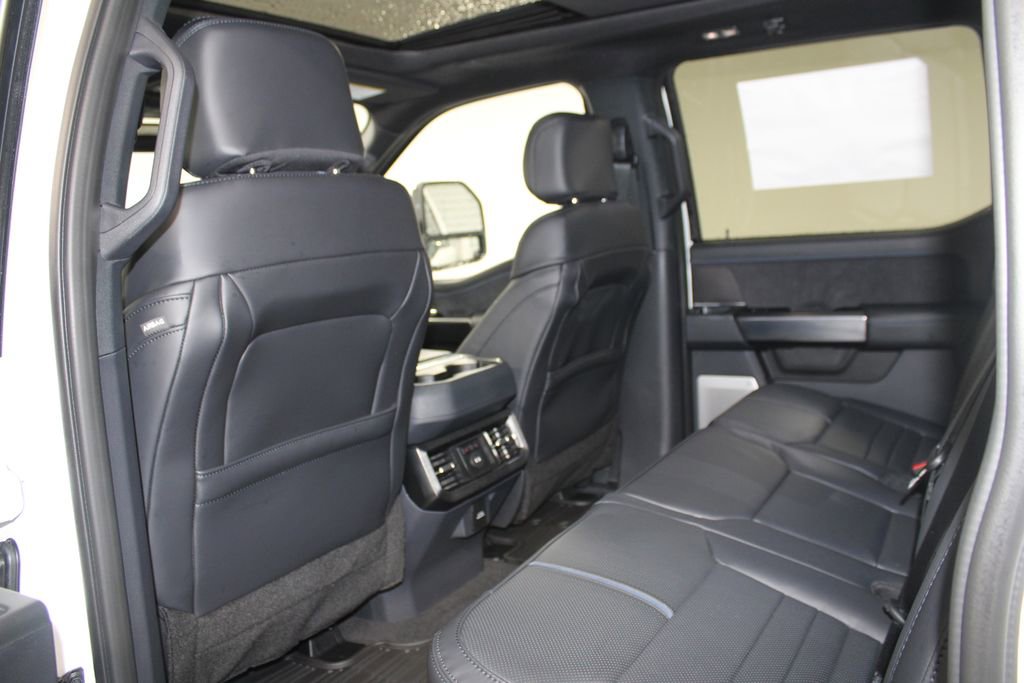 New 2026 Ford F250 Platinum image 30