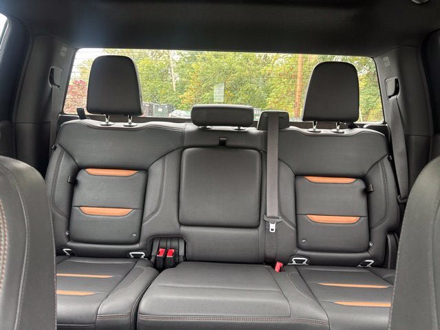 Used 2023 GMC Sierra 1500 AT4 AWD/4WD image 15
