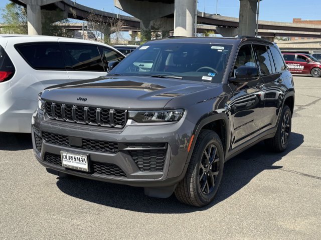New 2026 Jeep Grand Cherokee Altitude AWD/4WD image 5
