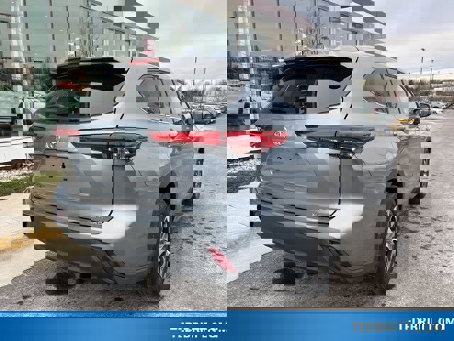 Used 2022 Toyota Highlander XLE image 8