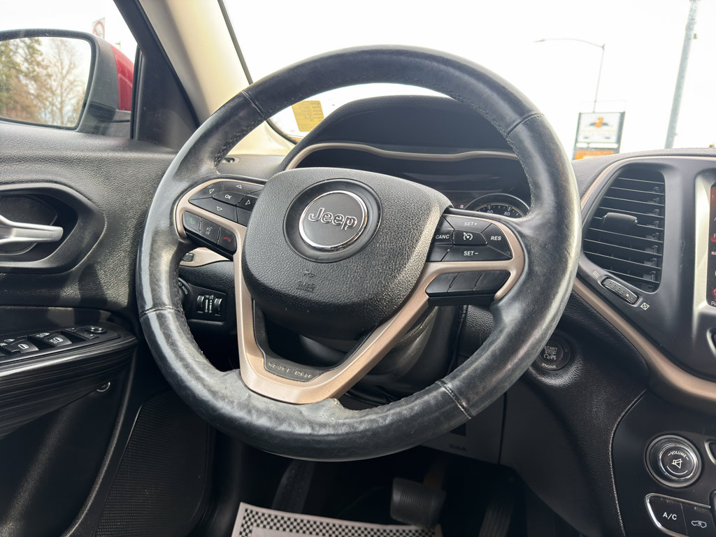 Used 2014 Jeep Cherokee Limited image 24