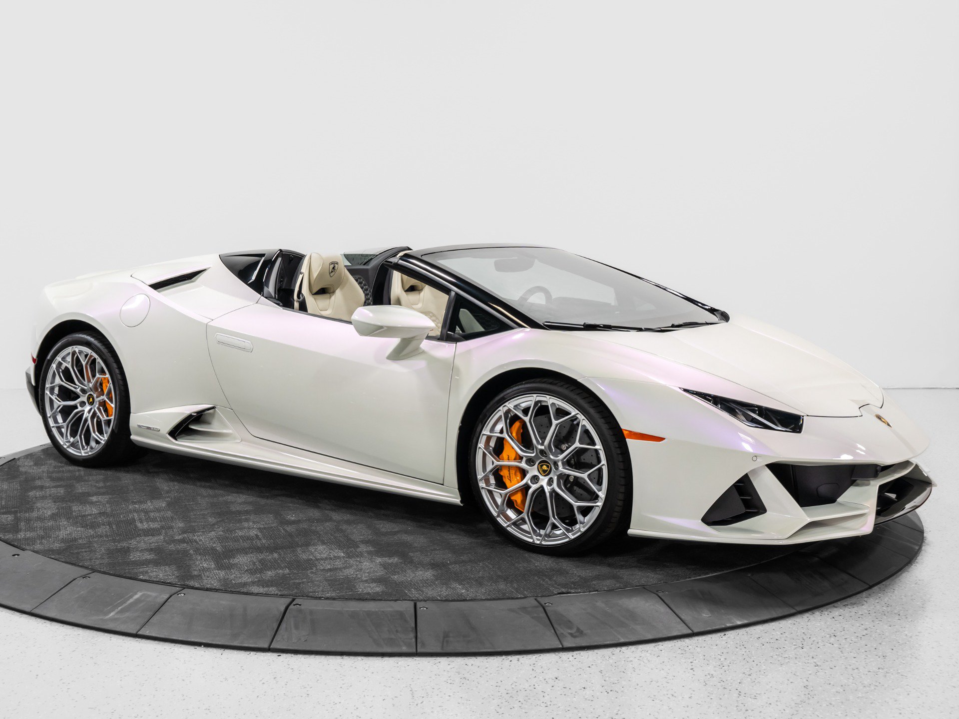 Used 2024 Lamborghini Huracan EVO AWD/4WD image 11