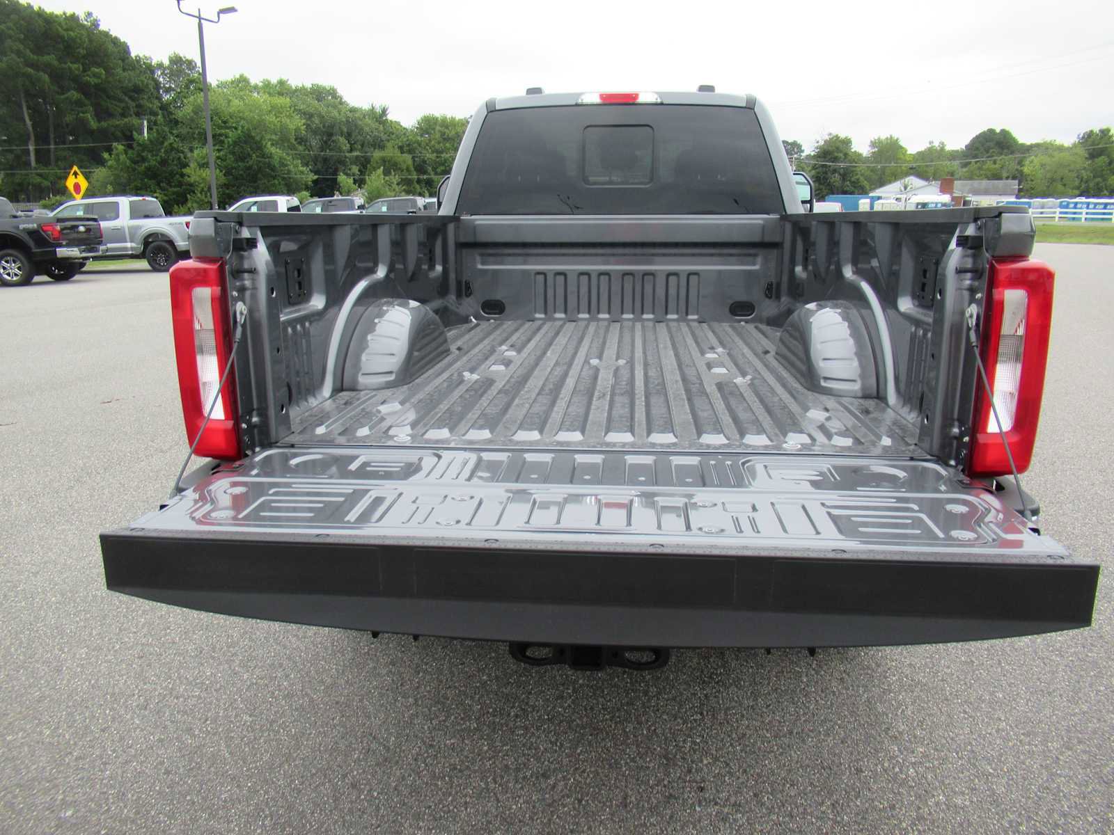 New 2026 Ford F350 XLT image 10