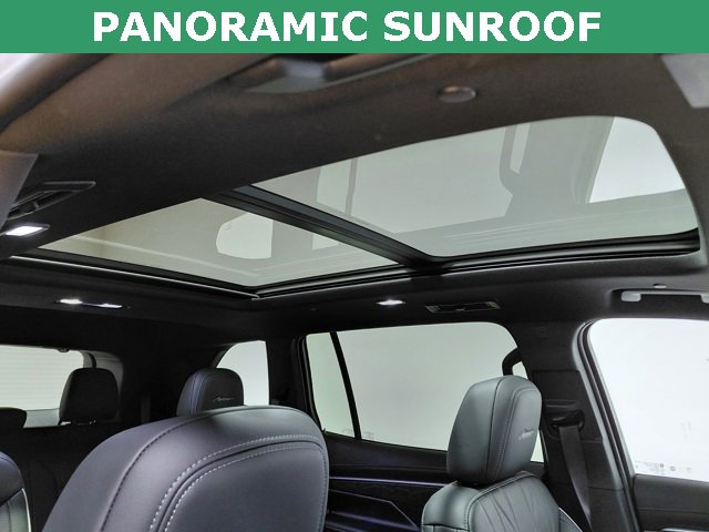 Certified 2025 Buick Enclave Avenir w/ Super Cruise Package image 4