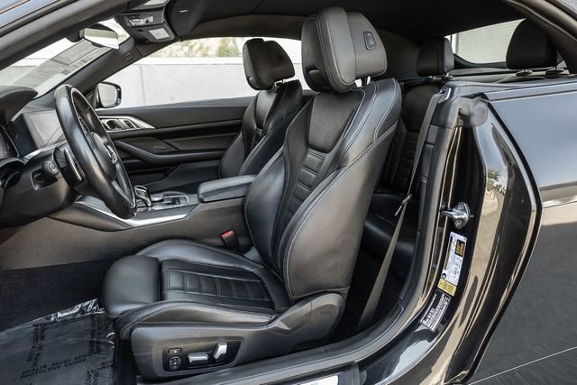 Used 2023 BMW M440i Convertible w/ Premium Package RWD image 11
