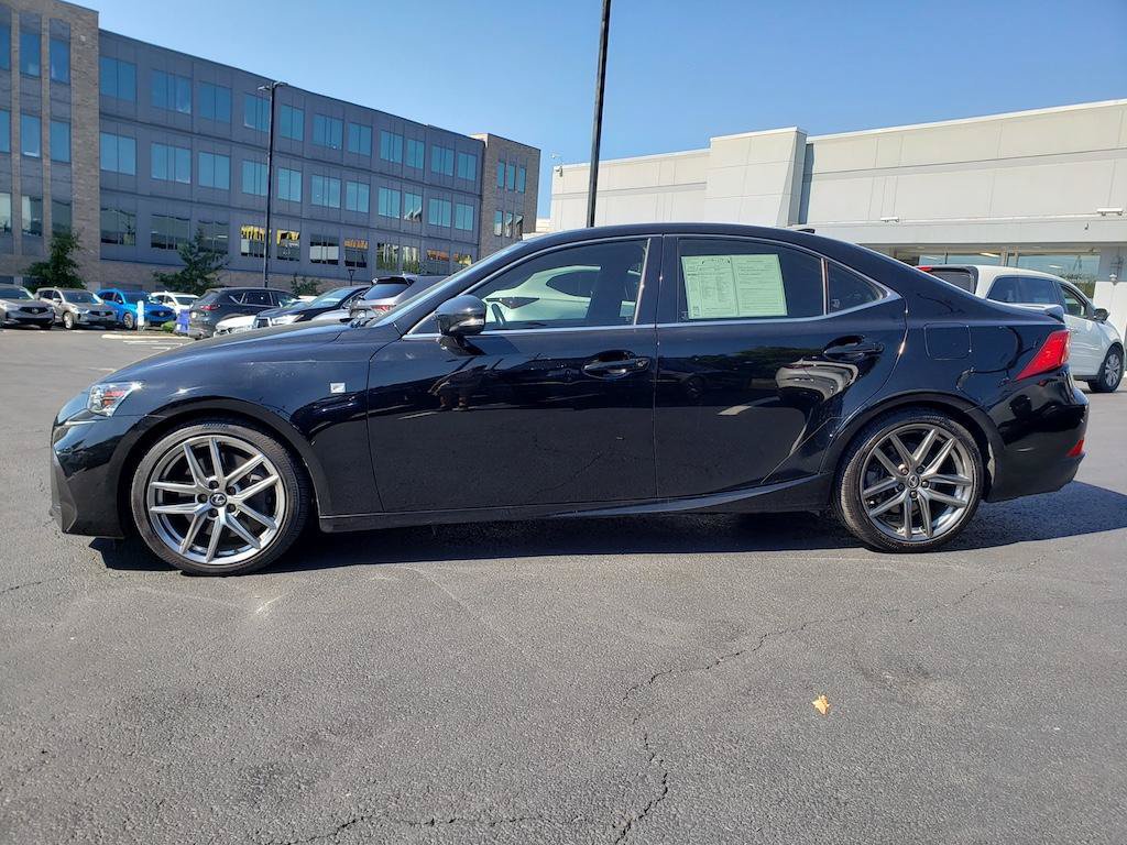 Used 2020 Lexus IS 300 F Sport w/ F Sport Package AWD/4WD image 5