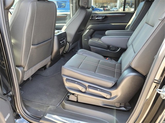 New 2025 Chevrolet Suburban High Country image 7