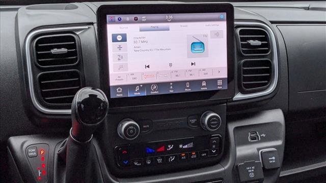 Used 2024 RAM ProMaster 2500 w/ Quick Order Package 22H SLT+ image 17