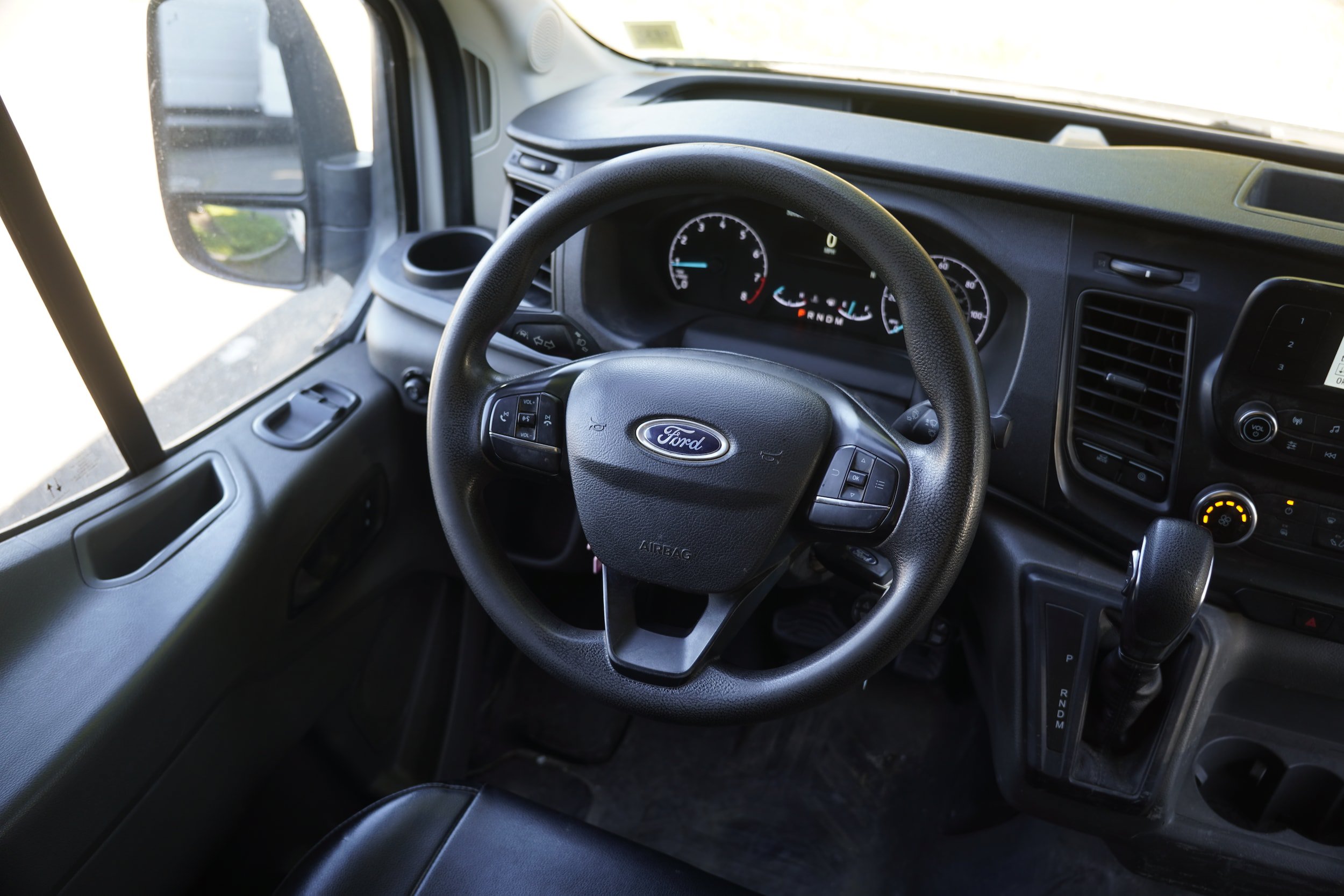 Used 2020 Ford Transit 350 Medium Roof AWD w/ Load Area Protection Package image 25