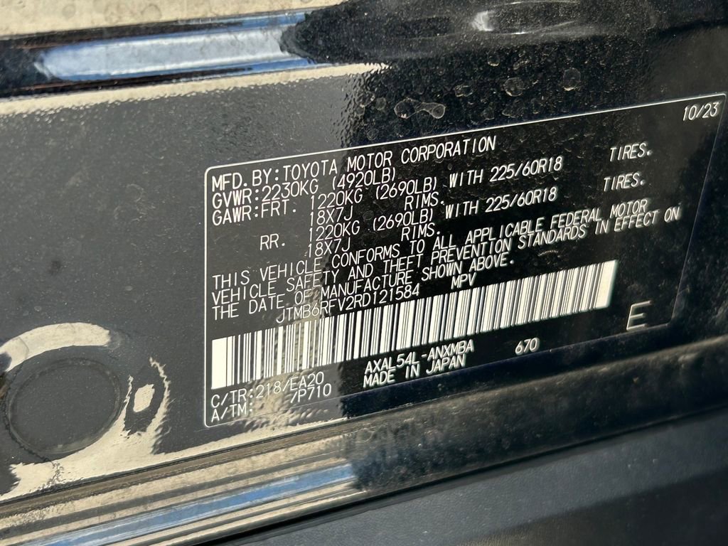 Used 2024 Toyota RAV4 XLE Premium w/ Weather Package image 28