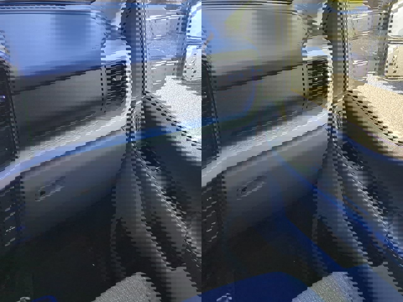 Used 2024 Ford F250 XLT image 17