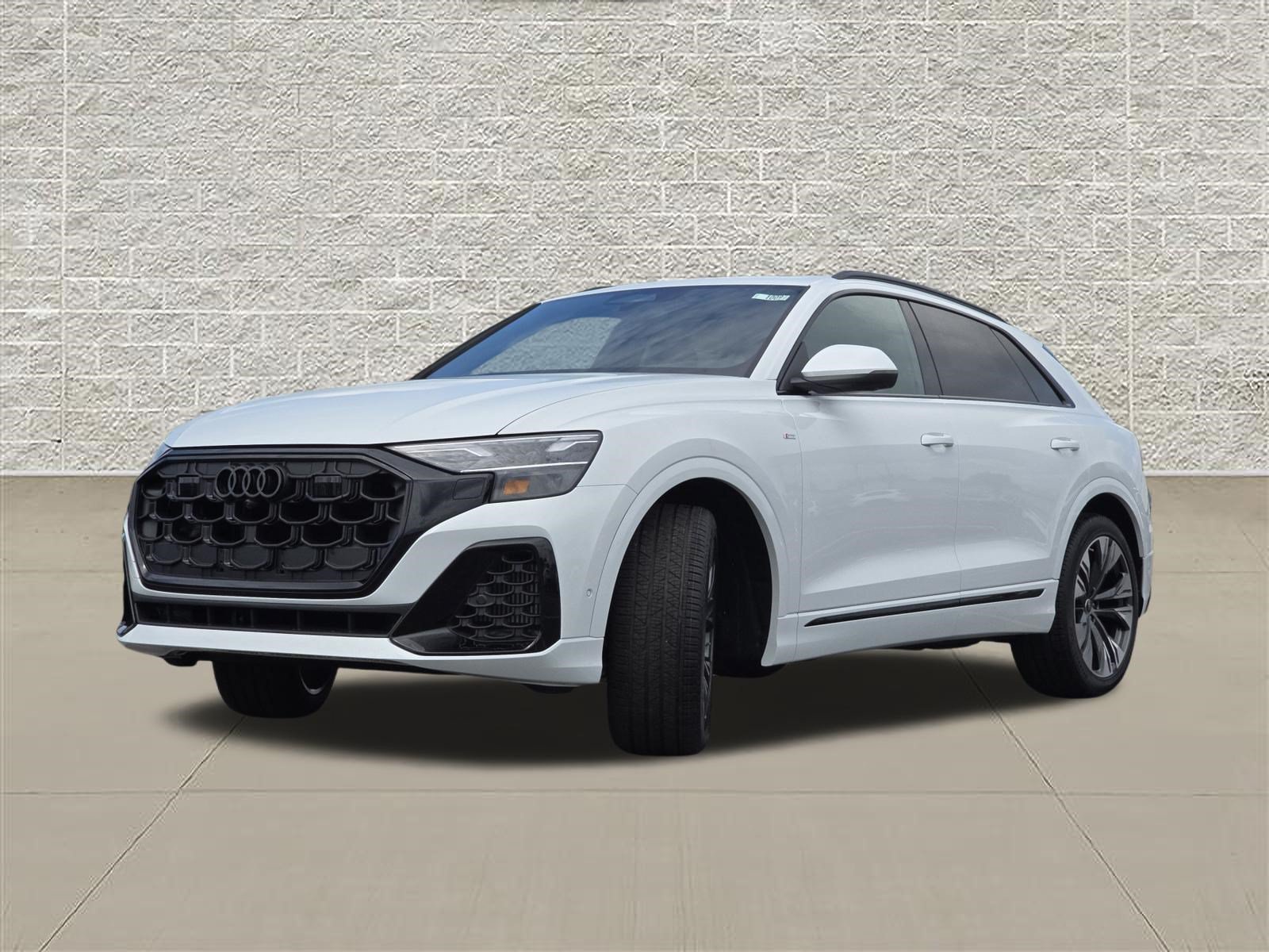 New 2027 Audi Q8 Premium Plus AWD/4WD image 3