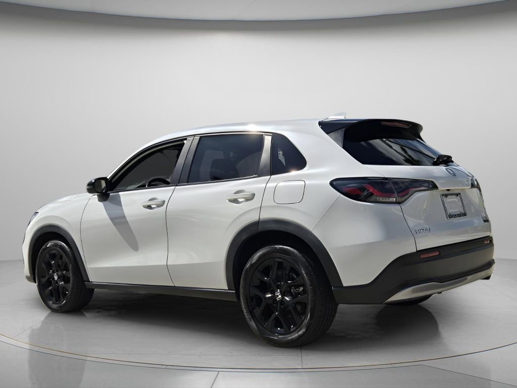 Certified 2023 Honda HR-V Sport image 8