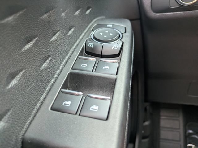 Used 2020 Ford Escape SE FWD image 27