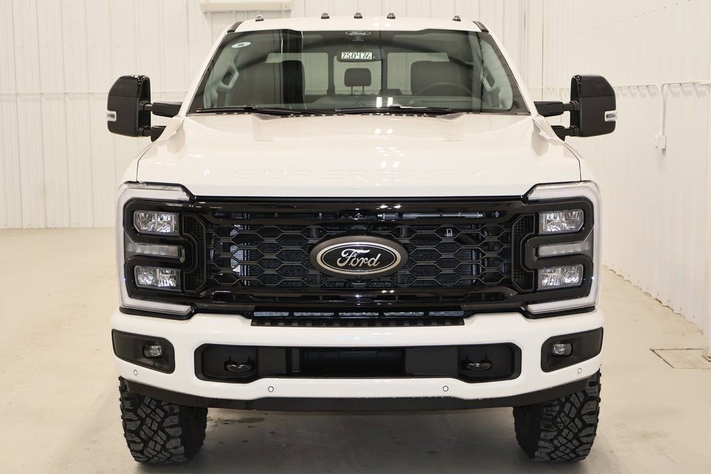 New 2025 Ford F350 Lariat w/ Lariat Ultimate Package image 3