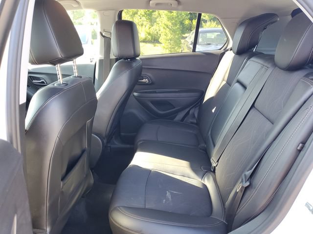 Used 2018 Chevrolet Trax LT w/ LT Convenience Package FWD image 26