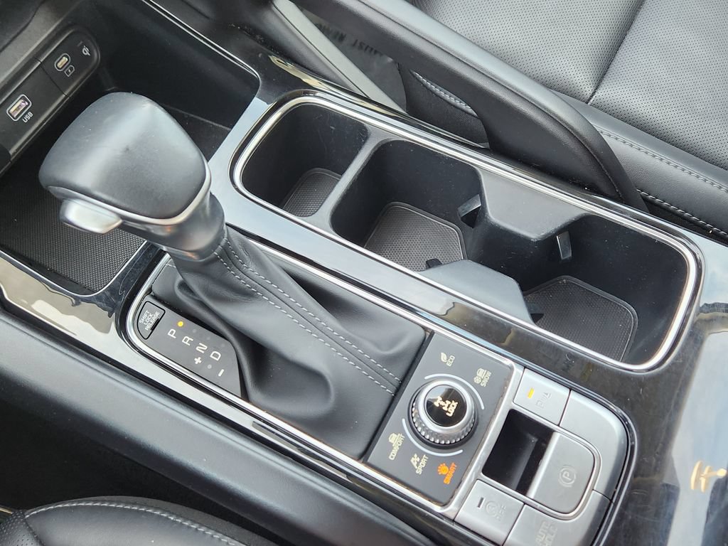 Used 2025 Kia Telluride S AWD/4WD image 11