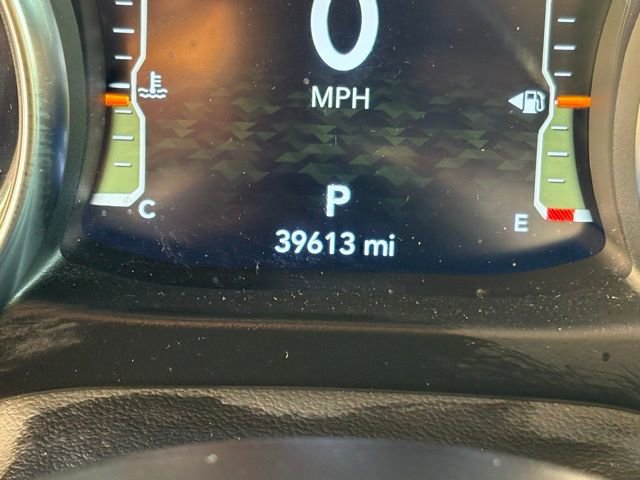 Used 2022 Jeep Gladiator Willys image 4