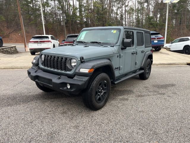 Used 2025 Jeep Wrangler Sport image 38