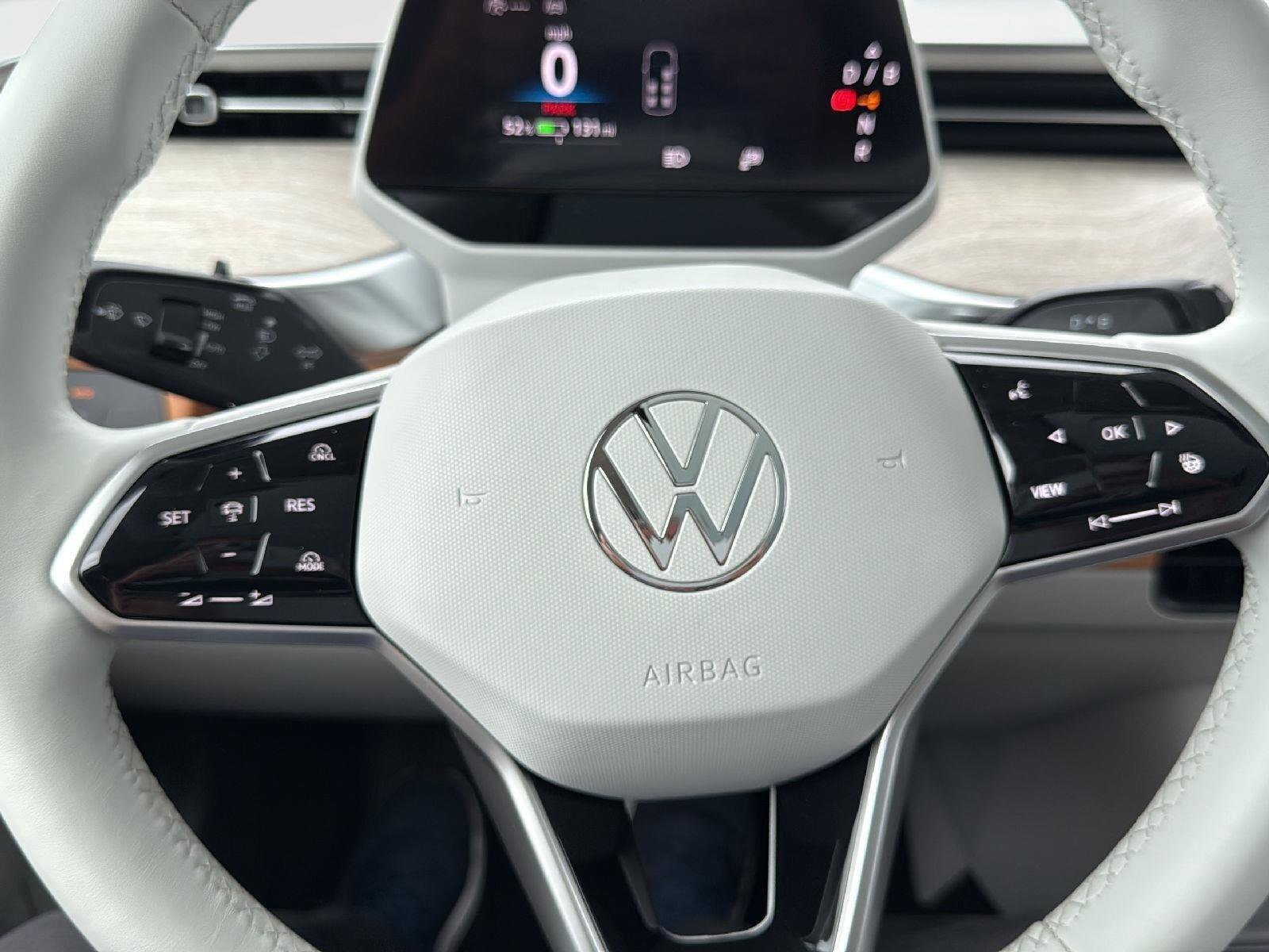 New 2025 Volkswagen ID. Buzz 1st Edition image 14