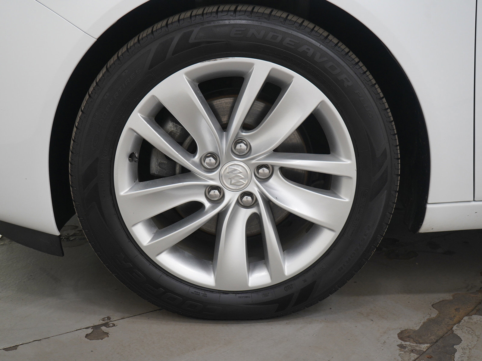 Used 2016 Buick Regal image 26