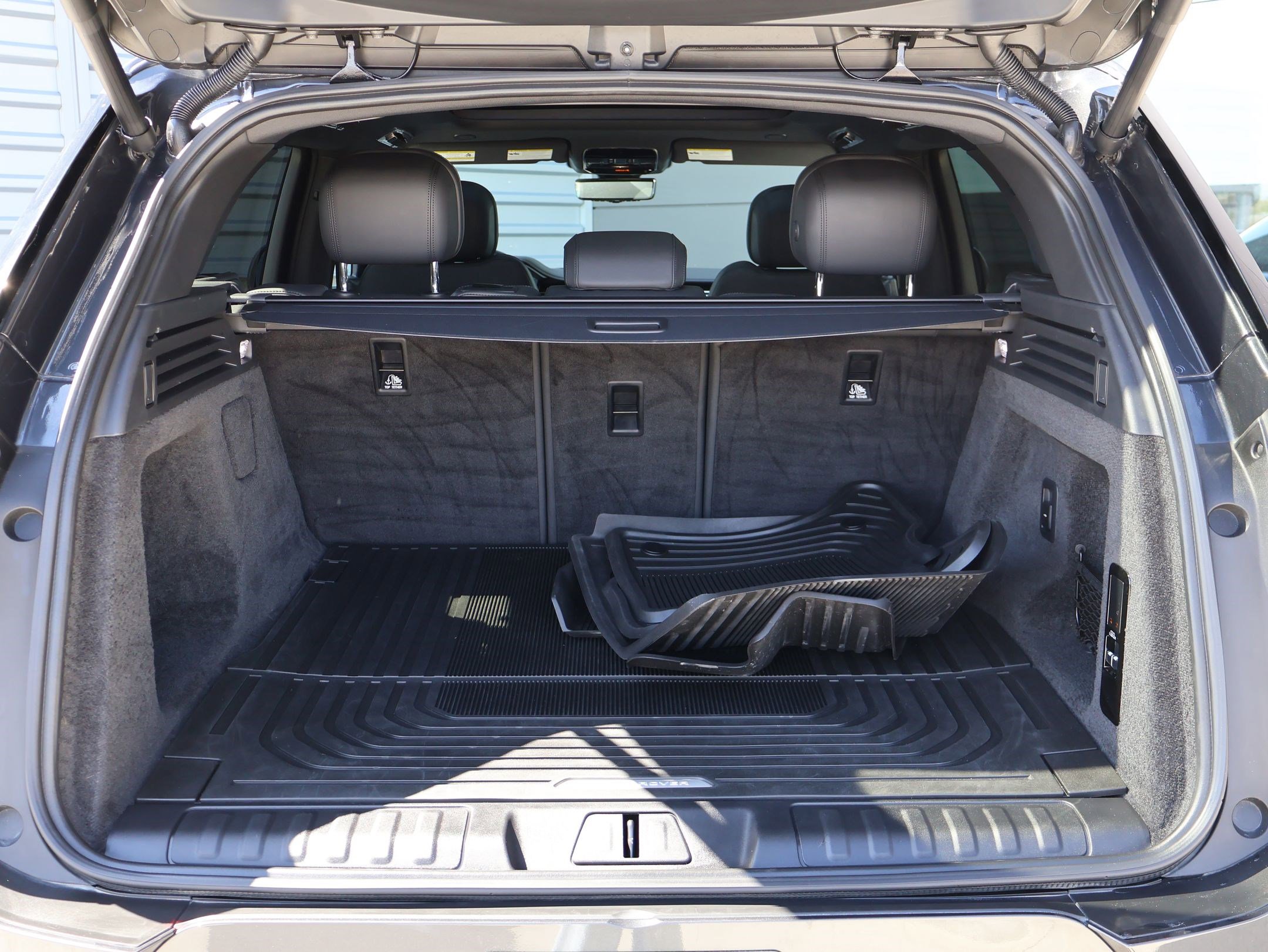 Certified 2024 Land Rover Range Rover Sport Dynamic SE image 28