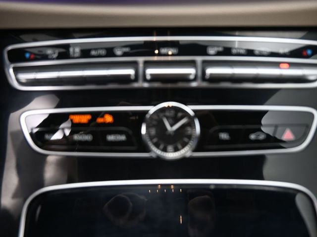 Used 2017 Mercedes-Benz E 300 4MATIC image 6