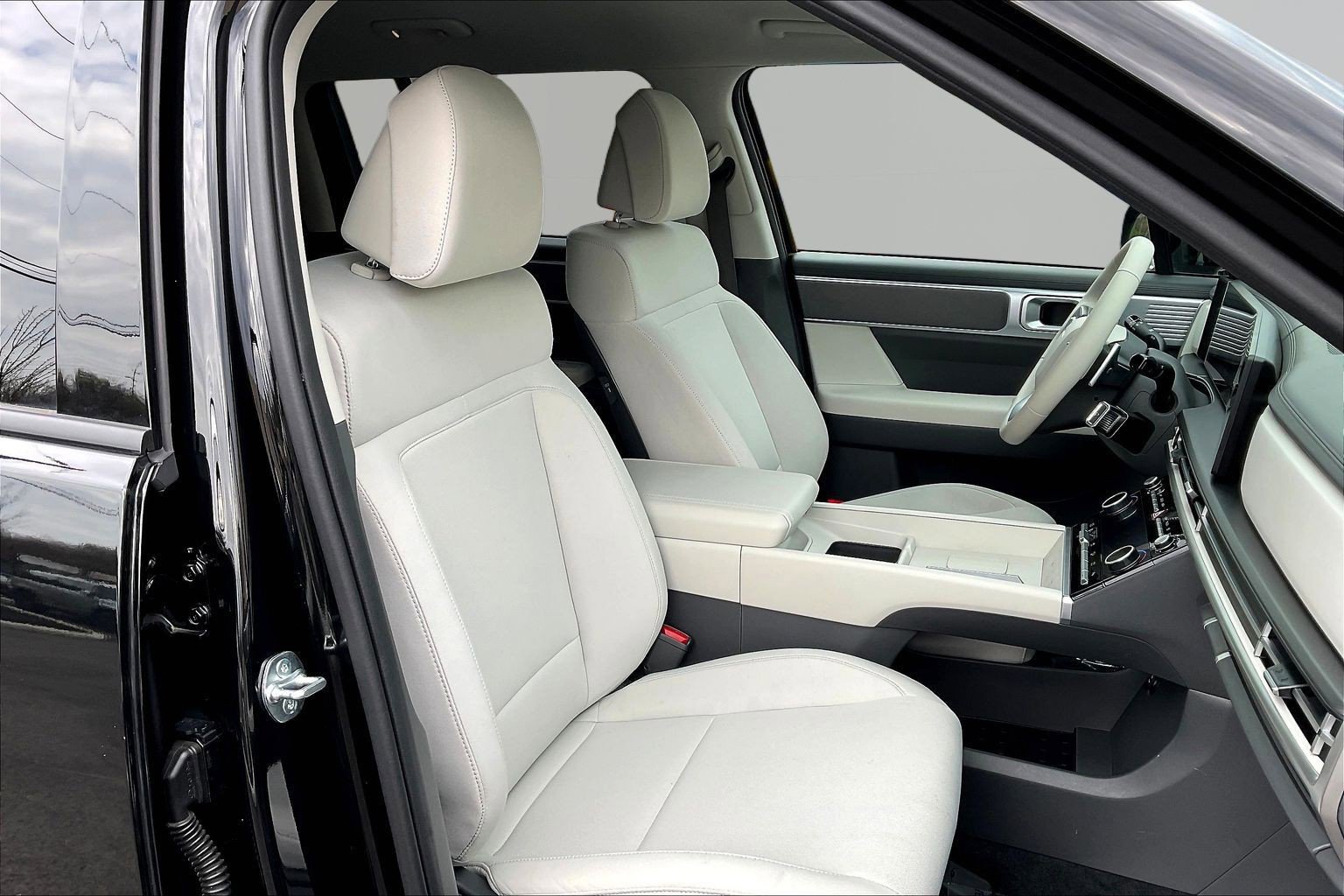 Used 2026 Hyundai Santa Fe SE AWD/4WD image 27