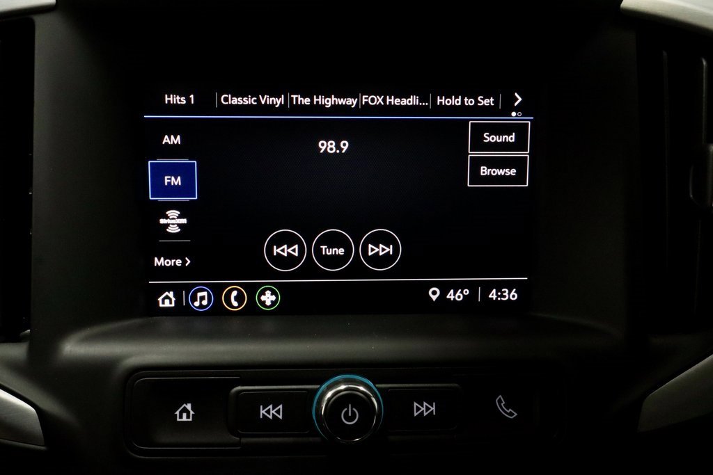 Used 2022 GMC Terrain SLE w/ Driver Convenience Package image 3