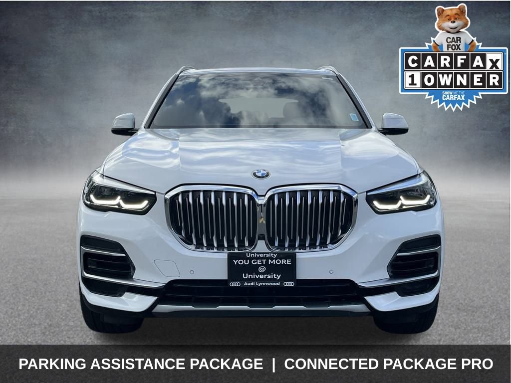 Used 2022 BMW X5 xDrive40i w/ Premium Package image 2