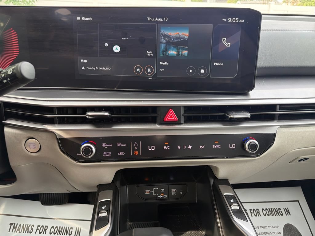 Used 2025 Kia Sorento S w/ Panoramic Sunroof Package FWD image 19