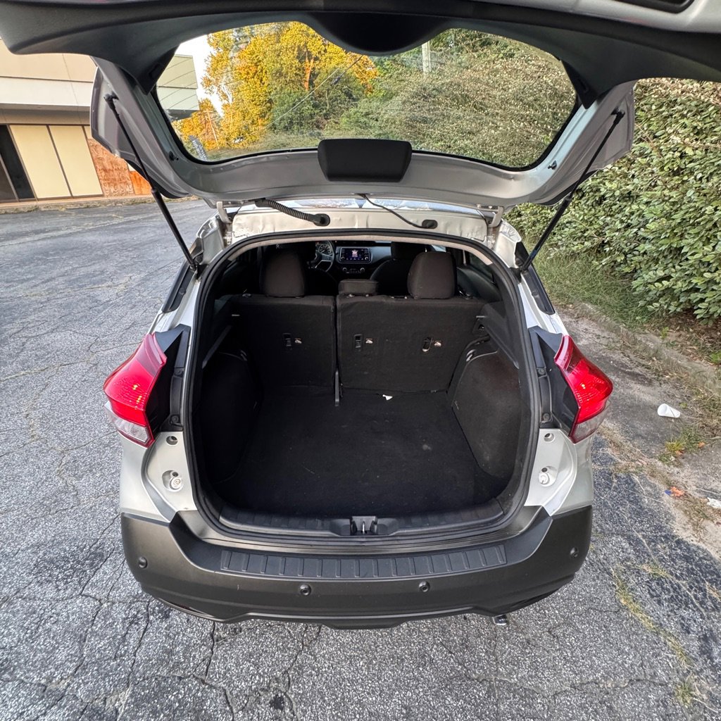 Used 2020 Nissan Kicks SV w/ Exterior Package image 12