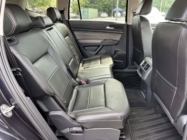Used 2023 Volkswagen Atlas SE w/ Panoramic Sunroof Package AWD/4WD image 12