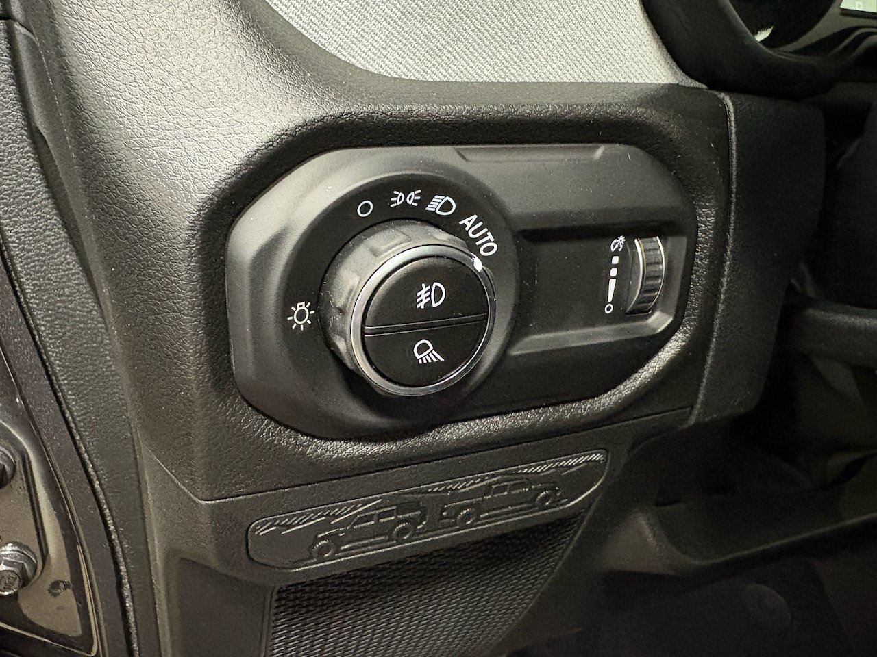 New 2026 Jeep Gladiator Sport AWD/4WD image 13
